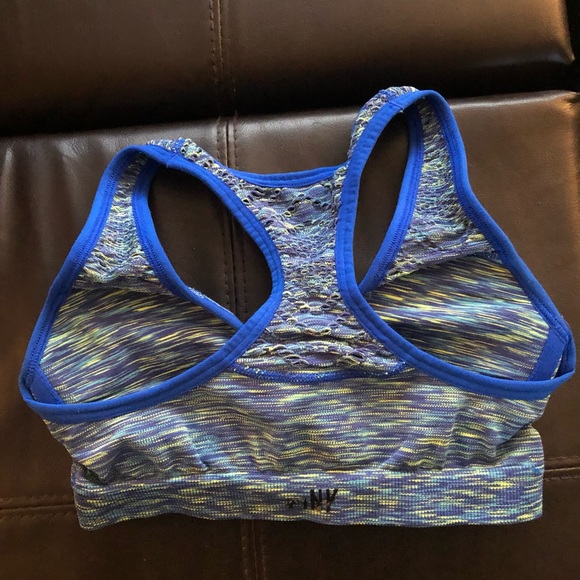 PINK Victoria’s Secret blue/green padded sports bra. Size XS (AA-B). - Picture 2 of 4